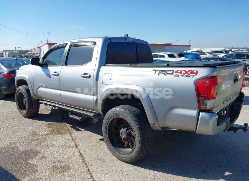 Photo 14 of 2017 Toyota Tacoma TRD SPORT (VIN 5TFCZ5ANXHX078377)