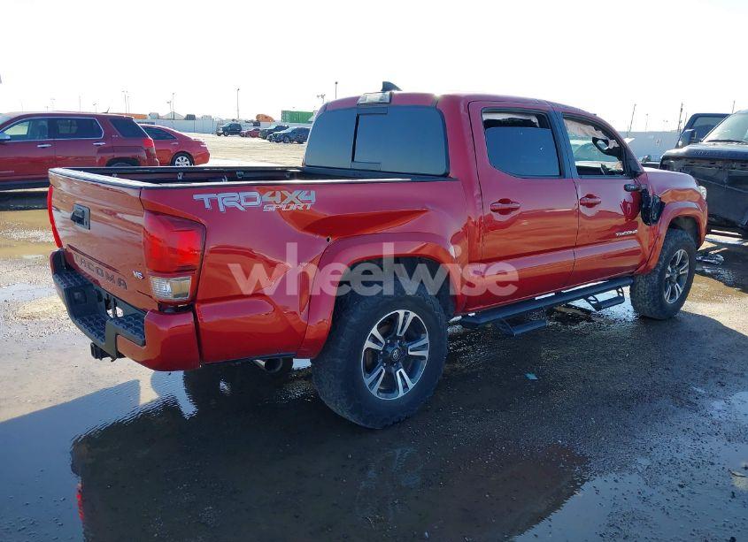 Photo 4 of 2017 Toyota Tacoma TRD SPORT (VIN 5TFCZ5ANXHX096877)