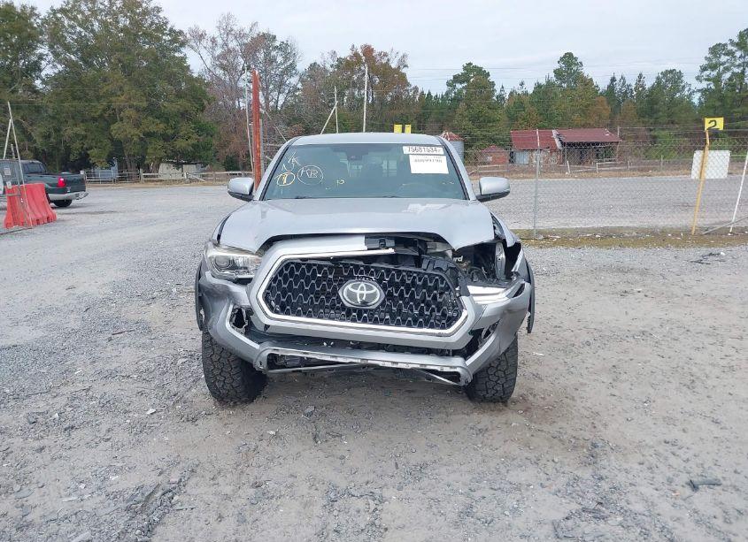 Photo 12 of 2018 Toyota Tacoma TRD OFF ROAD (VIN 5TFCZ5ANXJX131598)