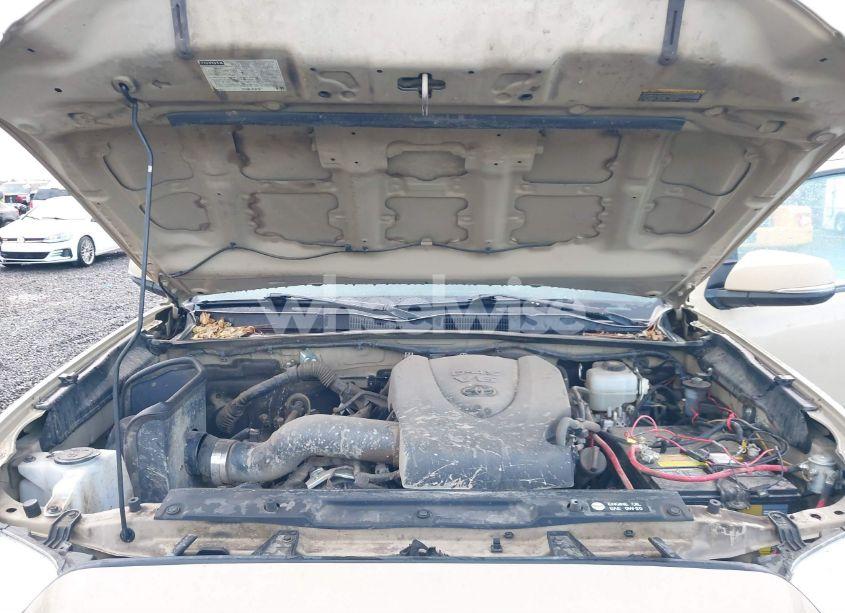 Photo 10 of 2018 Toyota Tacoma TRD OFF ROAD (VIN 5TFCZ5ANXJX134968)