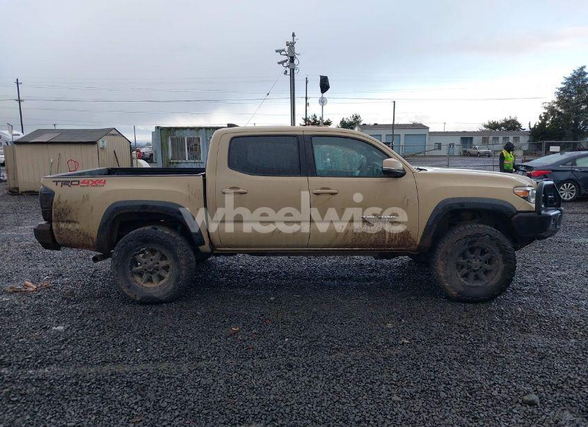 Photo 13 of 2018 Toyota Tacoma TRD OFF ROAD (VIN 5TFCZ5ANXJX134968)