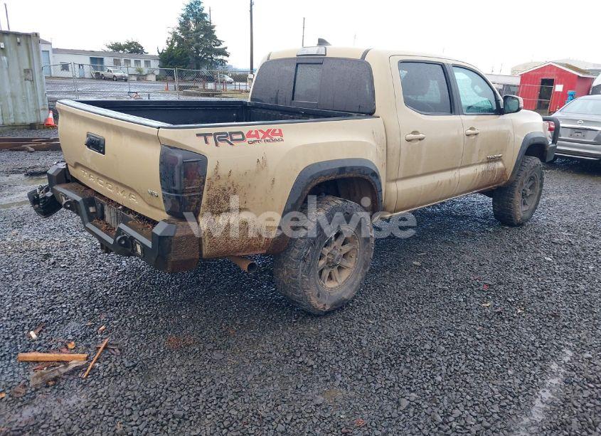 Photo 4 of 2018 Toyota Tacoma TRD OFF ROAD (VIN 5TFCZ5ANXJX134968)