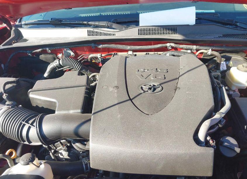 Photo 10 of 2018 Toyota Tacoma SR V6 (VIN 5TFCZ5ANXJX139300)