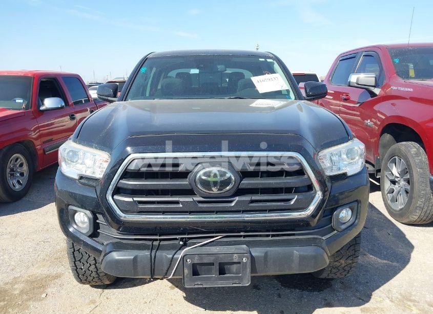 Photo 12 of 2019 Toyota Tacoma SR5 V6 (VIN 5TFCZ5ANXKX166417)