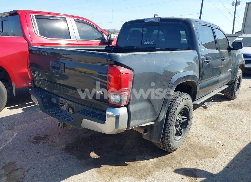 Photo 4 of 2019 Toyota Tacoma SR5 V6 (VIN 5TFCZ5ANXKX166417)