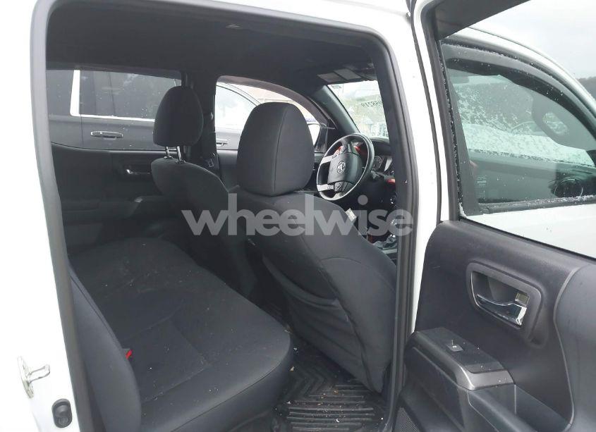 Photo 8 of 2020 Toyota Tacoma (VIN 5TFCZ5ANXLX222339)