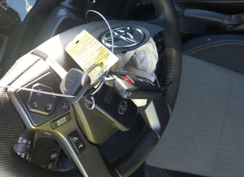 Photo 11 of 2021 Toyota Tacoma TRD SPORT (VIN 5TFCZ5ANXMX250336)