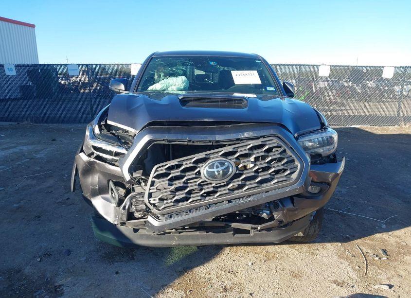 Photo 12 of 2021 Toyota Tacoma TRD SPORT (VIN 5TFCZ5ANXMX250336)
