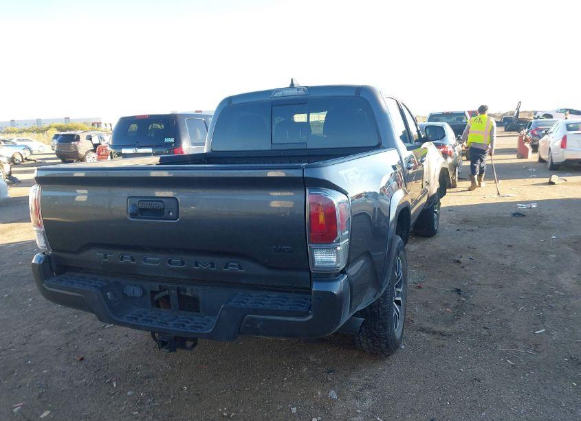 Photo 4 of 2021 Toyota Tacoma TRD SPORT (VIN 5TFCZ5ANXMX250336)