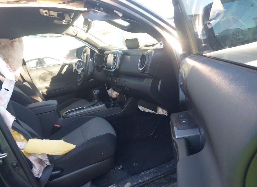 Photo 5 of 2021 Toyota Tacoma TRD SPORT (VIN 5TFCZ5ANXMX250336)