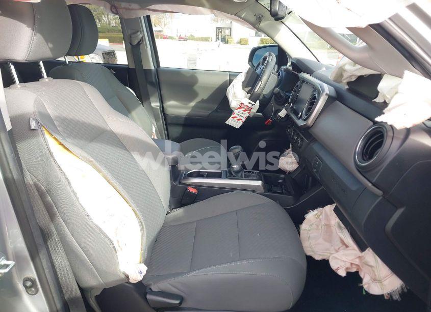 Photo 5 of 2021 Toyota Tacoma SR5 V6 (VIN 5TFCZ5ANXMX281019)
