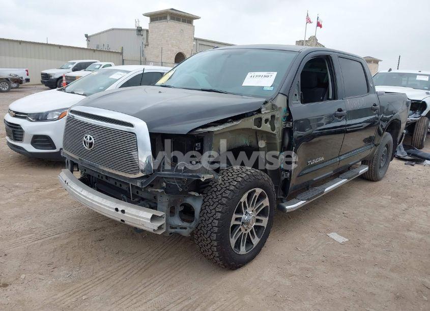 Photo 2 of 2013 Toyota Tundra GRADE 4.6L V8 (VIN 5TFDM5F12DX046252)