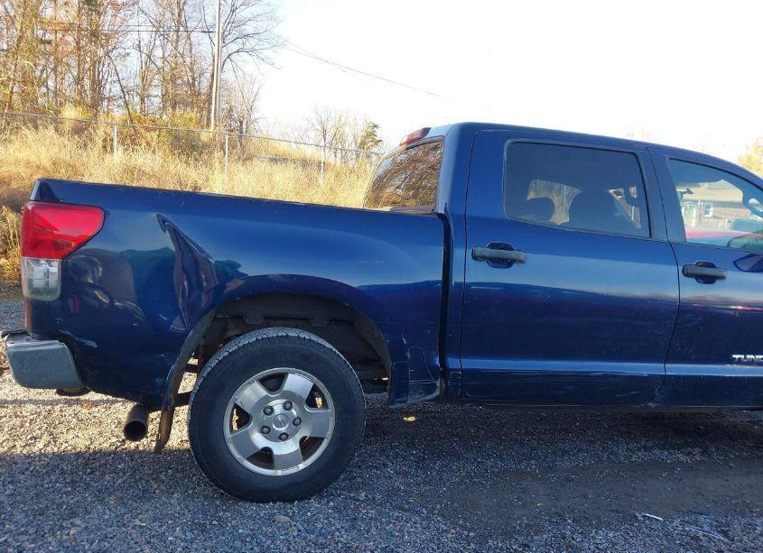 Photo 22 of 2011 Toyota Tundra GRADE 4.6L V8 (VIN 5TFDM5F13BX017615)
