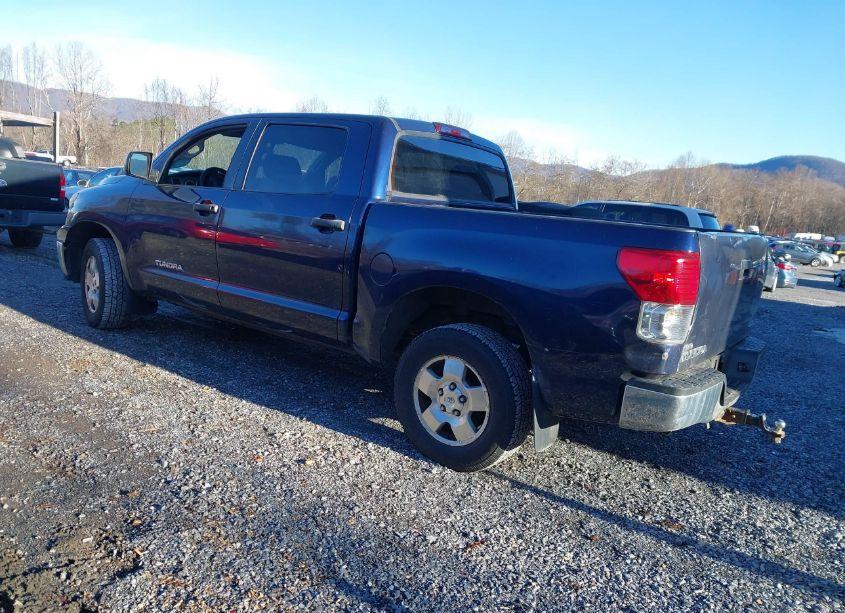 Photo 3 of 2011 Toyota Tundra GRADE 4.6L V8 (VIN 5TFDM5F13BX017615)