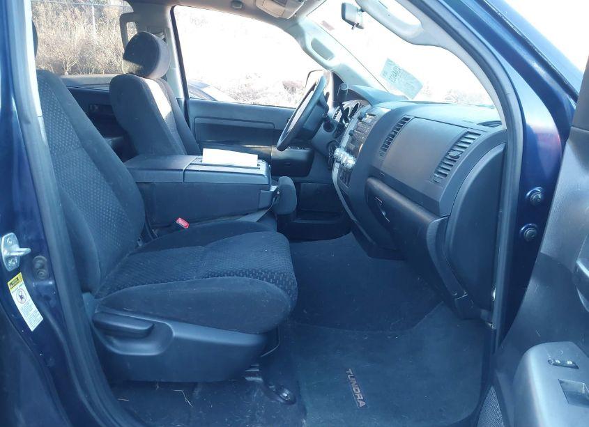 Photo 5 of 2011 Toyota Tundra GRADE 4.6L V8 (VIN 5TFDM5F13BX017615)