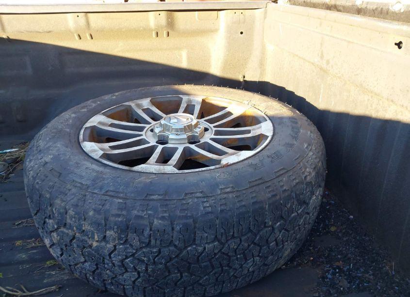 Photo 12 of 2013 Toyota Tundra GRADE 4.6L V8 (VIN 5TFDM5F15DX045533)