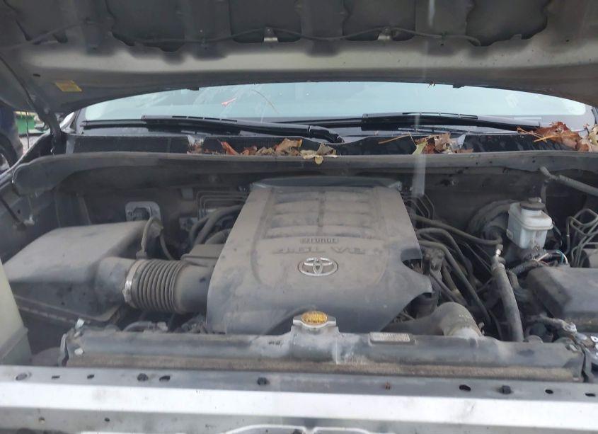 Photo 10 of 2013 Toyota Tundra GRADE 4.6L V8 (VIN 5TFDM5F15DX047847)