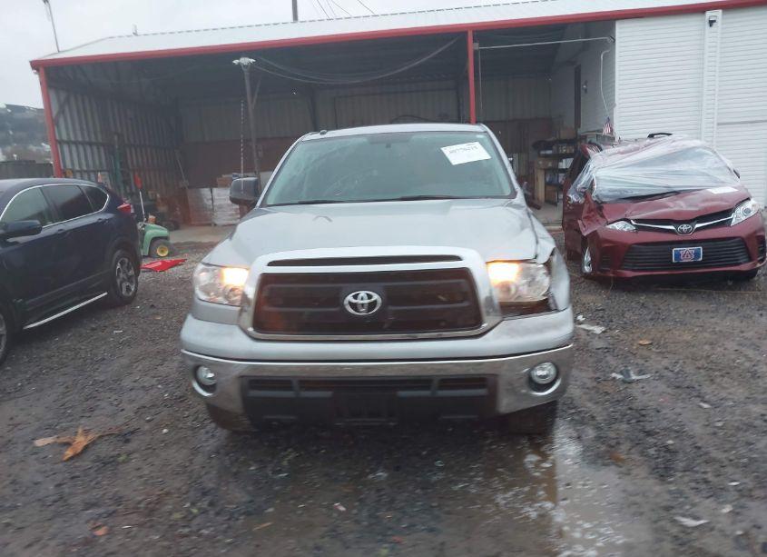 Photo 11 of 2013 Toyota Tundra GRADE 4.6L V8 (VIN 5TFDM5F15DX047847)