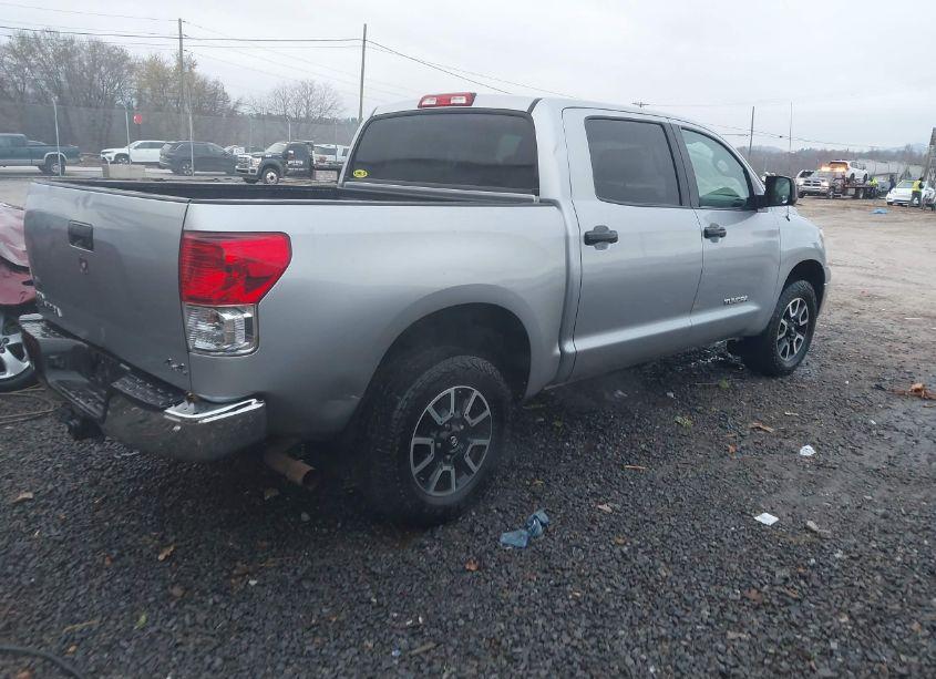 Photo 4 of 2013 Toyota Tundra GRADE 4.6L V8 (VIN 5TFDM5F15DX047847)