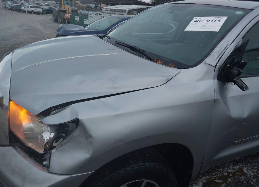 Photo 6 of 2013 Toyota Tundra GRADE 4.6L V8 (VIN 5TFDM5F15DX047847)