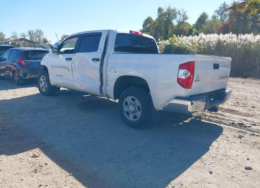 Photo 3 of 2018 Toyota Tundra SR5 4.6L V8 (VIN 5TFDM5F15JX077152)