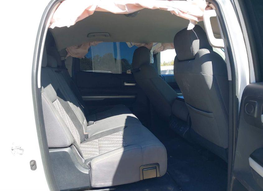 Photo 8 of 2018 Toyota Tundra SR5 4.6L V8 (VIN 5TFDM5F15JX077152)