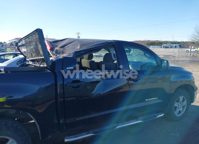 Photo 6 of 2011 Toyota Tundra GRADE 4.6L V8 (VIN 5TFDM5F18BX023877)