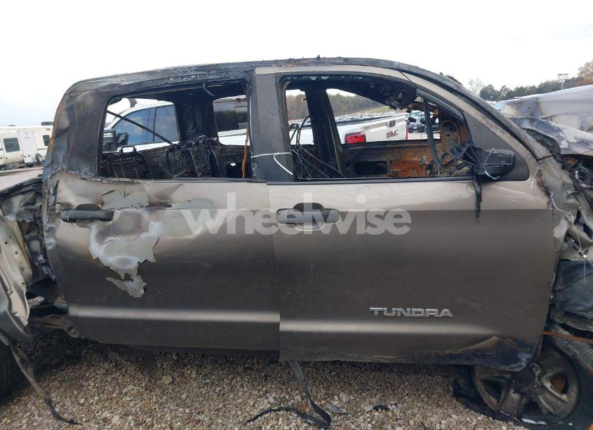 Photo 12 of 2008 Toyota Tundra BASE 4.7L V8 (VIN 5TFDT54108X011592)