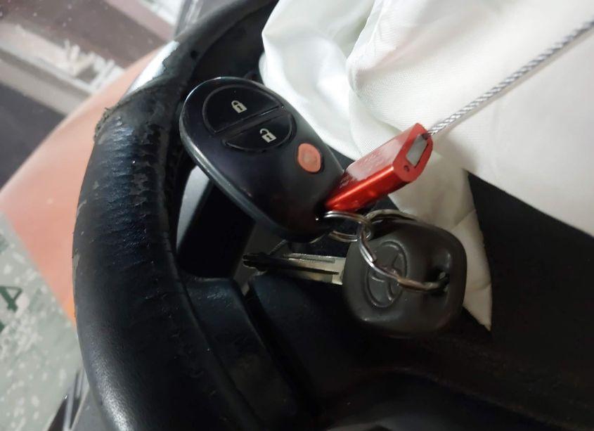 Photo 11 of 2008 Toyota Tundra SR5 5.7L V8 (VIN 5TFDV54168X038239)