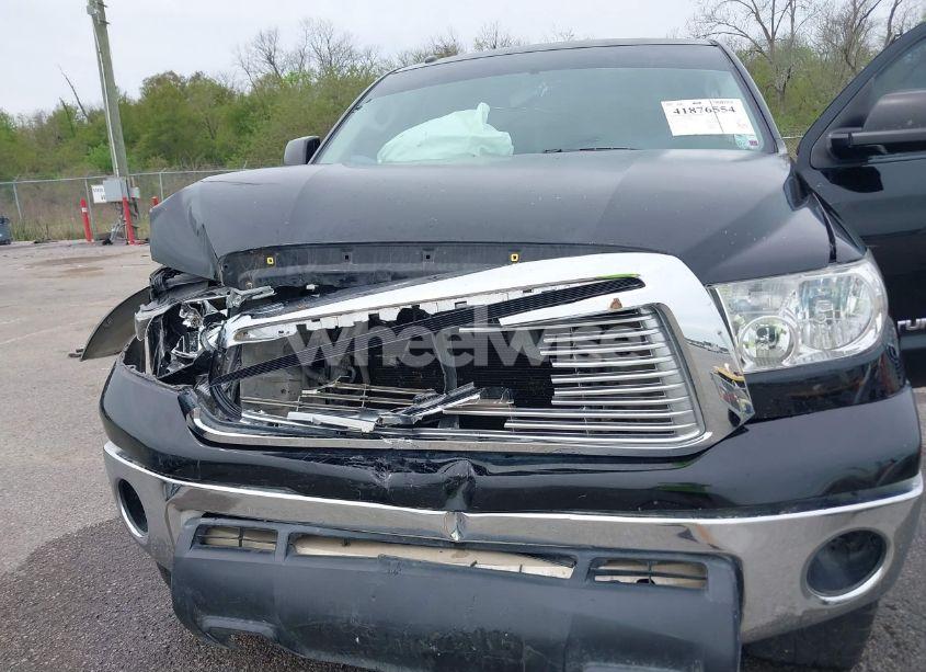 Photo 10 of 2011 Toyota Tundra GRADE 5.7L V8 (VIN 5TFDW5F10BX166901)