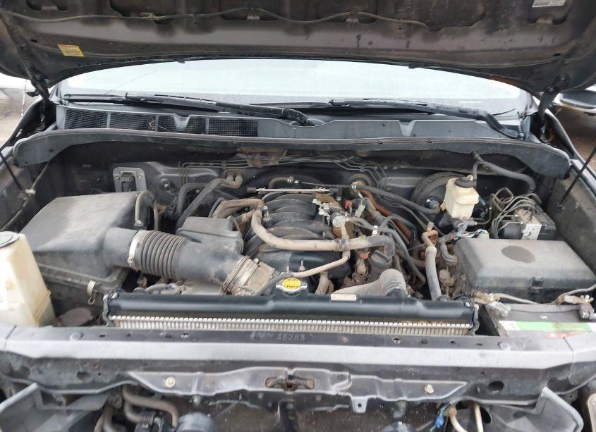 Photo 10 of 2011 Toyota Tundra GRADE 5.7L V8 (VIN 5TFDW5F10BX170429)