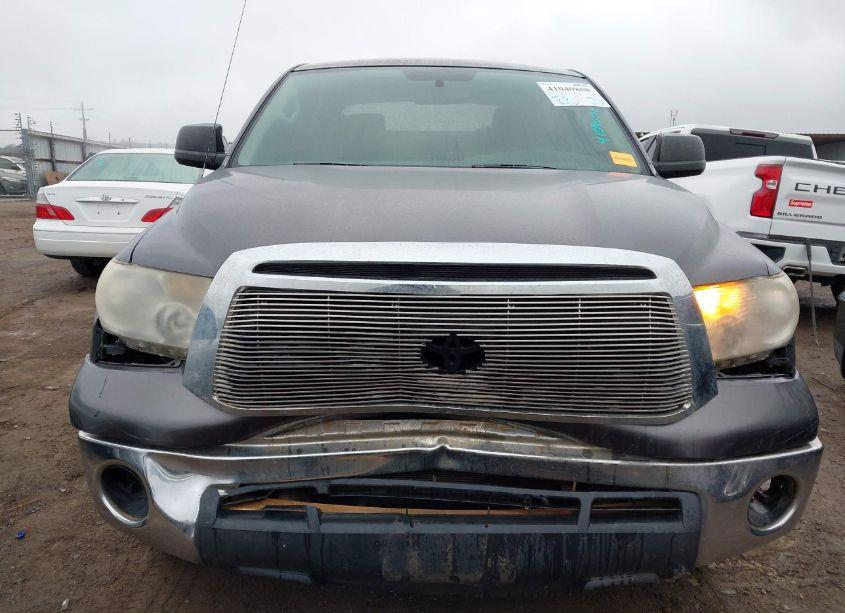 Photo 12 of 2011 Toyota Tundra GRADE 5.7L V8 (VIN 5TFDW5F10BX170429)