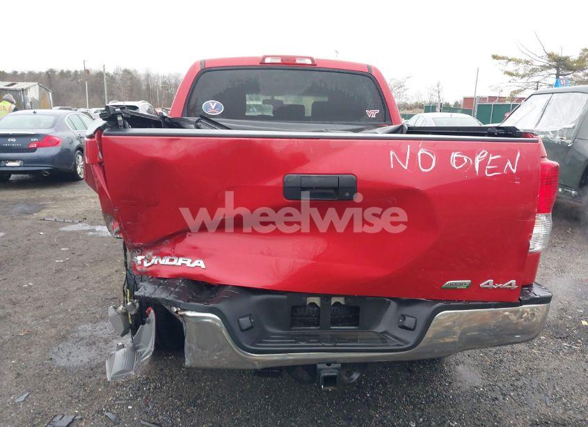 Photo 17 of 2011 Toyota Tundra GRADE 5.7L V8 (VIN 5TFDW5F10BX180538)