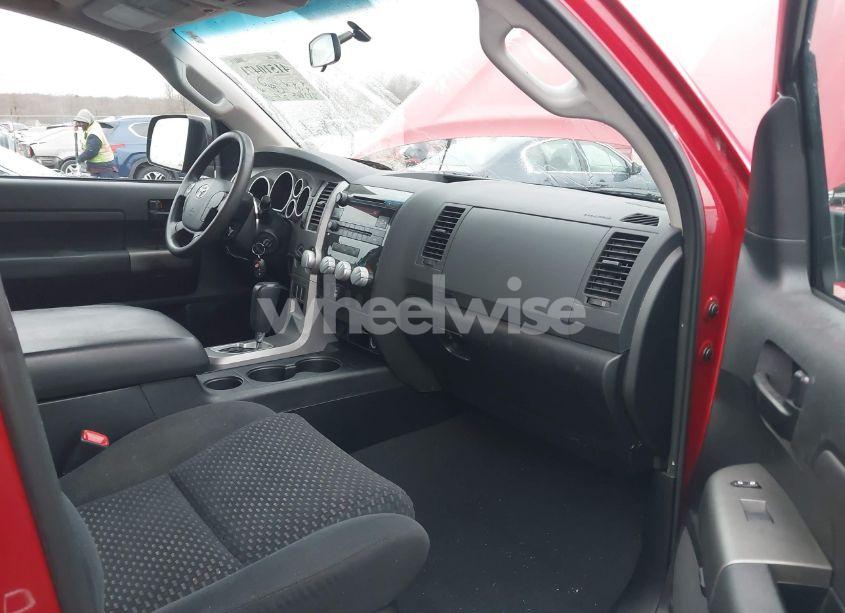 Photo 5 of 2011 Toyota Tundra GRADE 5.7L V8 (VIN 5TFDW5F10BX180538)