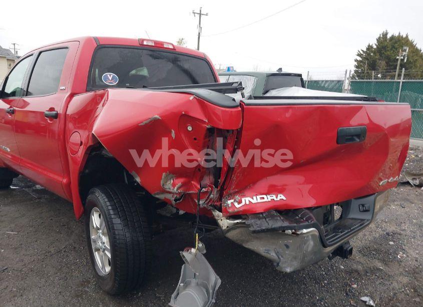 Photo 6 of 2011 Toyota Tundra GRADE 5.7L V8 (VIN 5TFDW5F10BX180538)