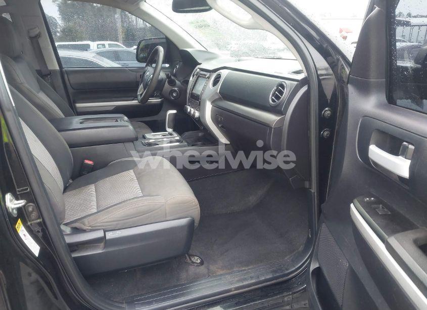 Photo 5 of 2014 Toyota Tundra SR5 5.7L V8 (VIN 5TFDW5F10EX395339)