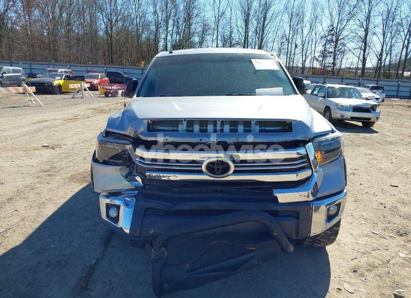 Photo 6 of 2016 Toyota Tundra SR5 5.7L V8 (VIN 5TFDW5F10GX551527)