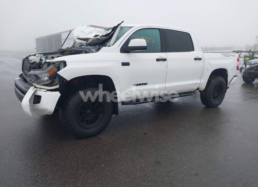 Photo 2 of 2016 Toyota Tundra TRD PRO 5.7L V8 (VIN 5TFDW5F10GX555402)