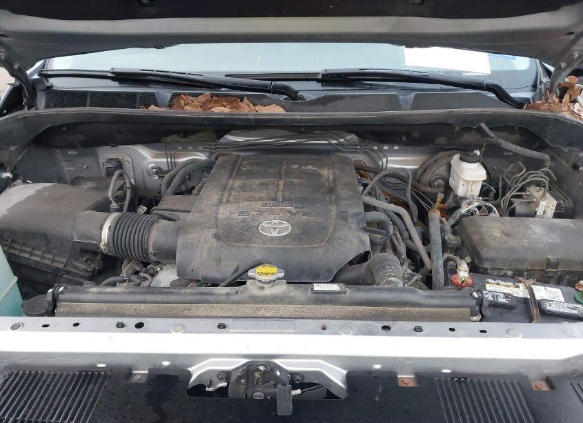 Photo 10 of 2016 Toyota Tundra SR5 5.7L V8 (VIN 5TFDW5F10GX572667)