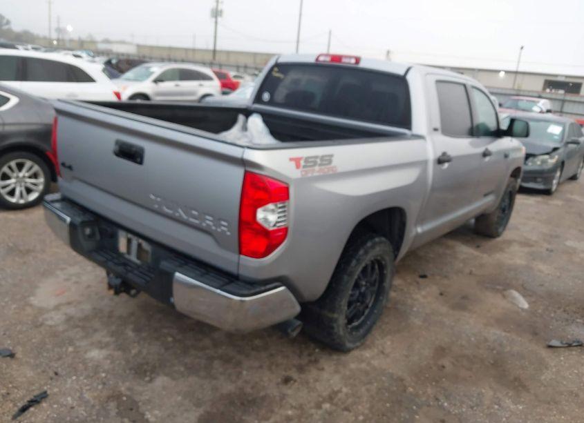Photo 4 of 2016 Toyota Tundra SR5 5.7L V8 (VIN 5TFDW5F10GX572667)