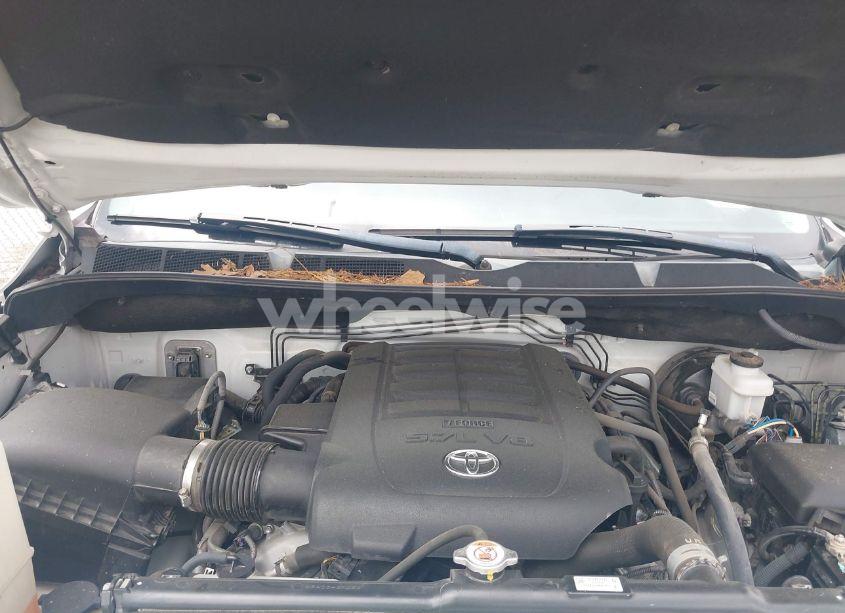 Photo 10 of 2018 Toyota Tundra SR5 5.7L V8 (VIN 5TFDW5F10JX751007)