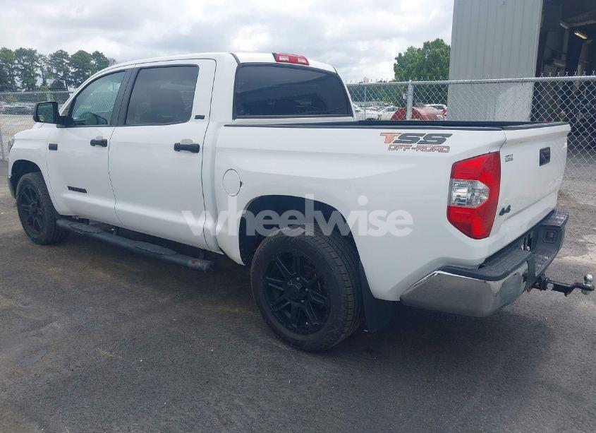 Photo 3 of 2018 Toyota Tundra SR5 5.7L V8 (VIN 5TFDW5F10JX751007)