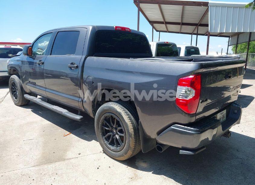 Photo 3 of 2018 Toyota Tundra SR5 5.7L V8 (VIN 5TFDW5F11JX723314)