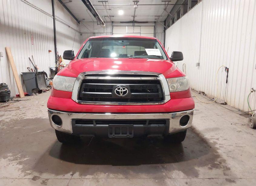 Photo 12 of 2010 Toyota Tundra GRADE 5.7L V8 (VIN 5TFDW5F12AX128634)