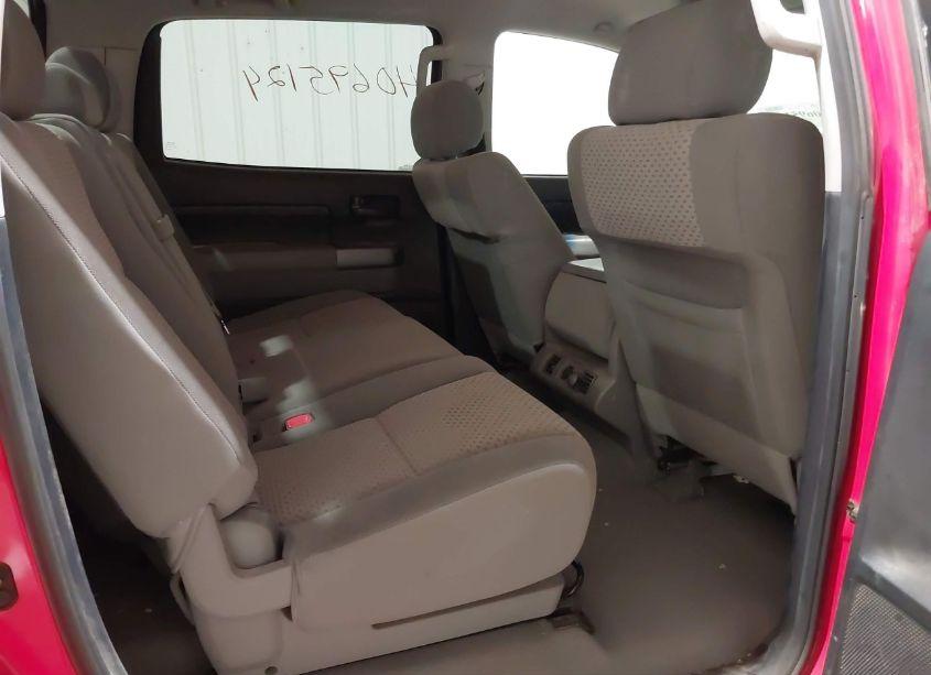 Photo 8 of 2010 Toyota Tundra GRADE 5.7L V8 (VIN 5TFDW5F12AX128634)