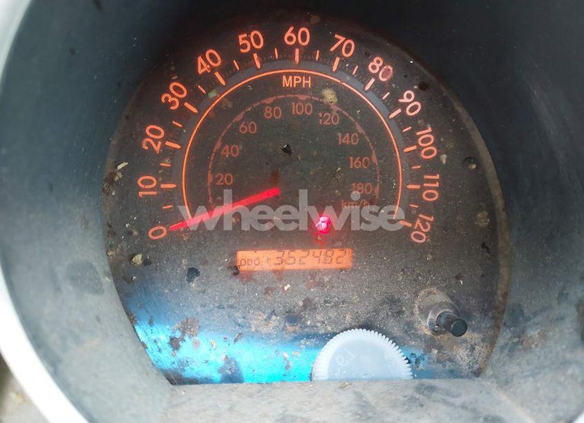 Photo 15 of 2010 Toyota Tundra GRADE 5.7L V8 (VIN 5TFDW5F12AX129623)