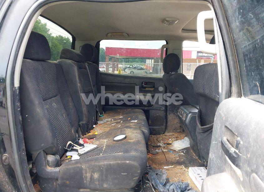 Photo 8 of 2010 Toyota Tundra GRADE 5.7L V8 (VIN 5TFDW5F12AX129623)