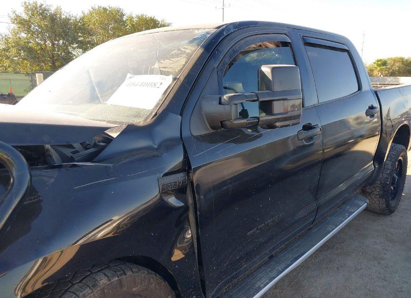 Photo 19 of 2011 Toyota Tundra GRADE 5.7L V8 (VIN 5TFDW5F12BX181951)