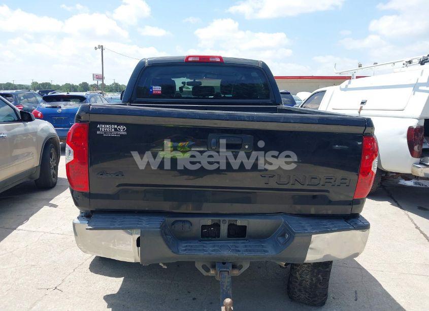 Photo 16 of 2016 Toyota Tundra SR5 5.7L V8 (VIN 5TFDW5F12GX538875)
