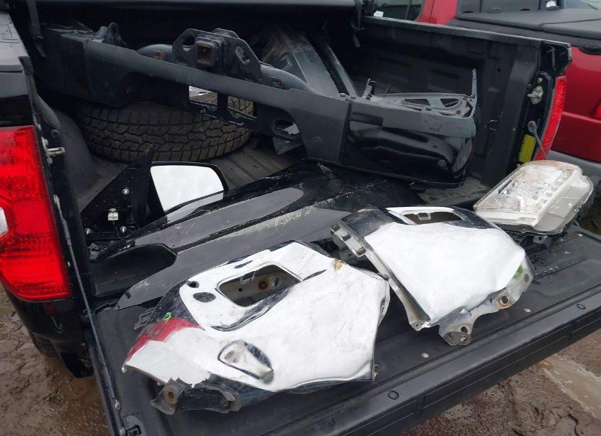 Photo 12 of 2017 Toyota Tundra SR5 5.7L V8 (VIN 5TFDW5F12HX607761)